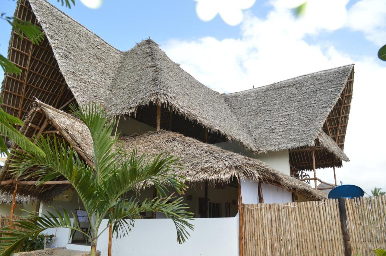 Pole Pole Beach House Watamu Eksteriør billede